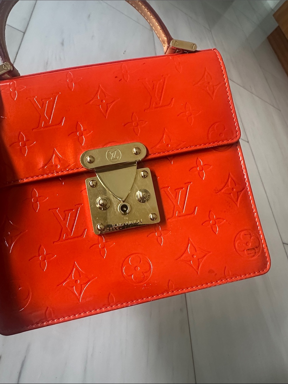 Louis Vuitton Orange-Red Spring Street Vernis Monogram Top Handle Satchel - Picture 5 of 7
